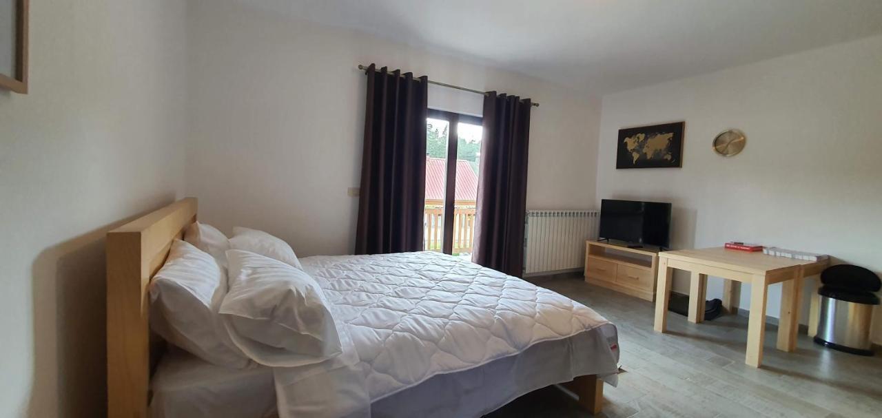 Aleksandra Appartement *